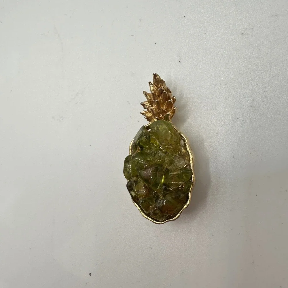 VTG MCM Pineapple Brooch Gold Tone Green Peridot Chip Stone Tropical Fruit Pin